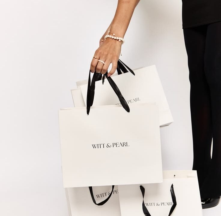 ann taylor returns