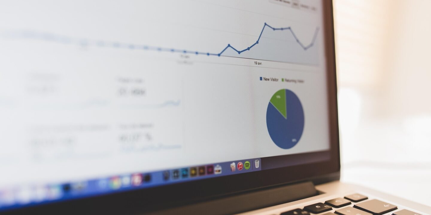 Discover the best aussie stock forums, learn how to use them wisely, avoid common mistakes, and find better investment insights.