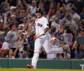 Red Sox score update showing Boston Red Sox players during an MLB game